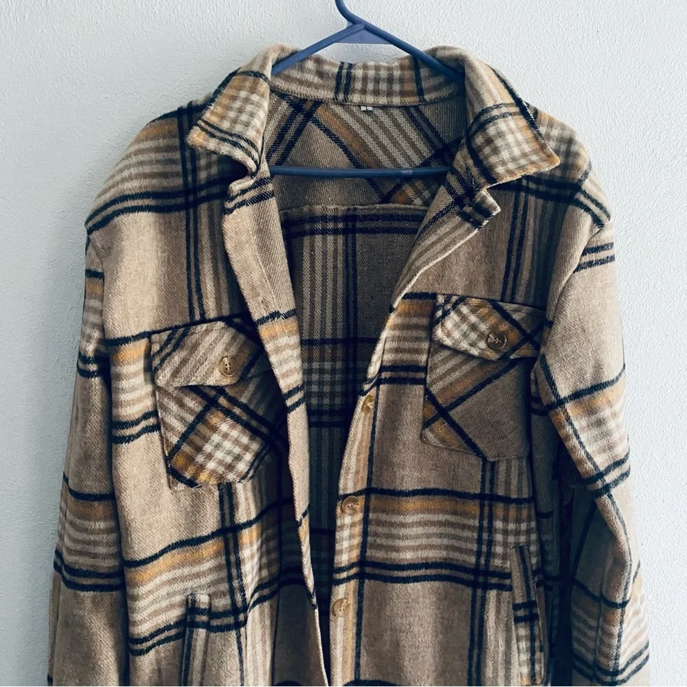 N/A boutique tan